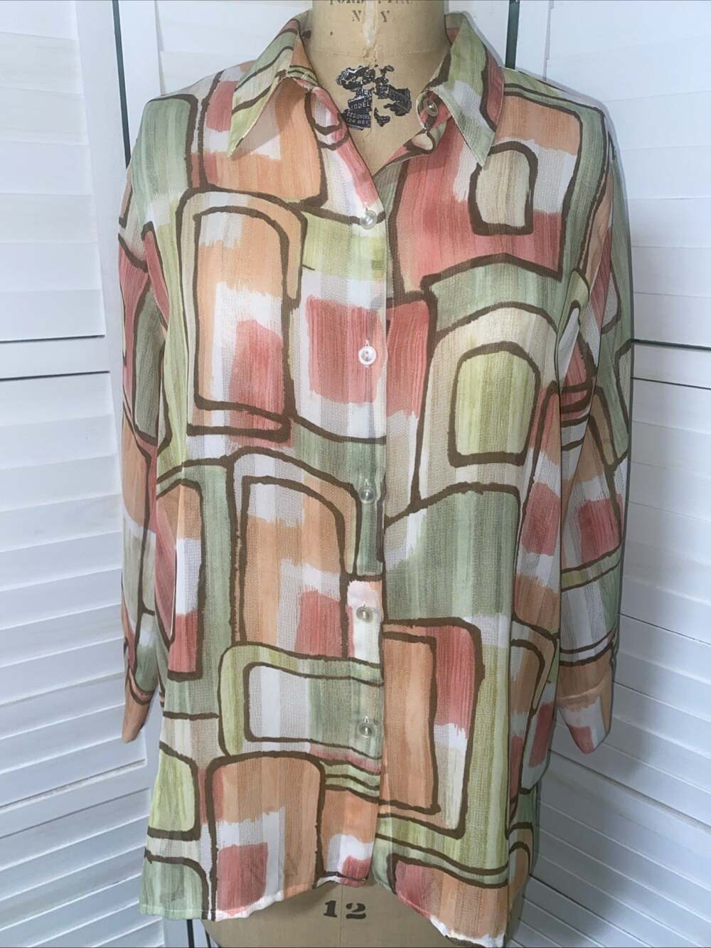 Alfred Dunner Sz 14 Semi Sheer Mesh Collared Button Up Blouse Geometric
